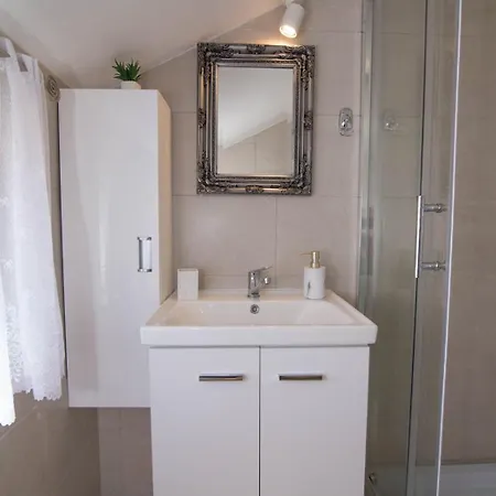 App Bonic Apartment Veli Losinj Exterior photo
